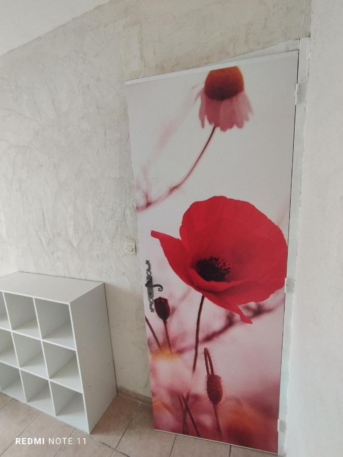 Chambre D Hotes En Provence, Au Pied Du Luberon, Les Coquelicots La Tour-dʼAigues Eksteriør billede
